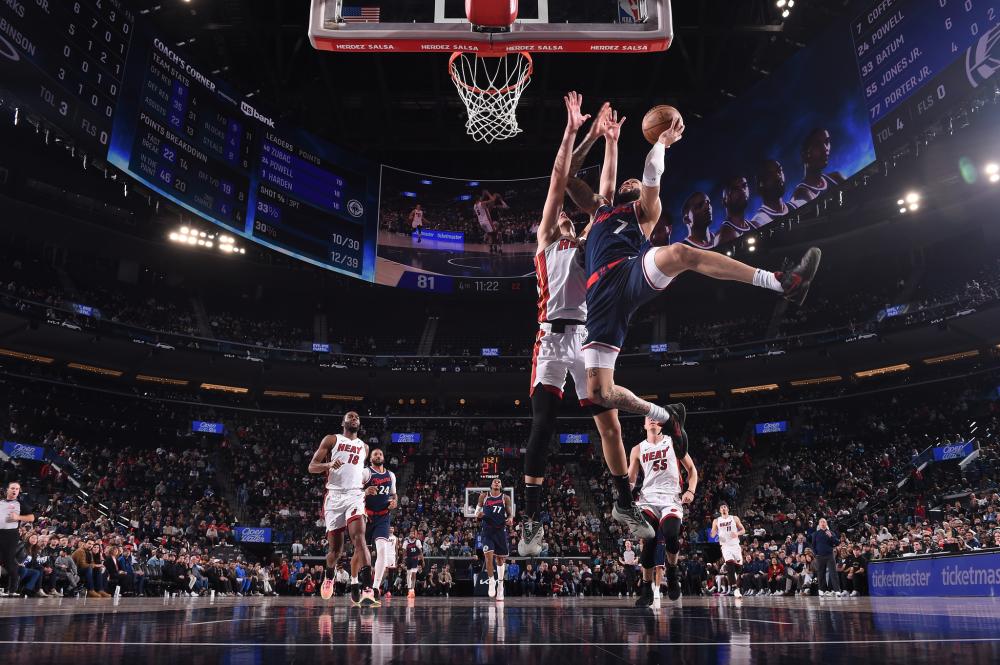 景下拓展眼 景下拓展眼