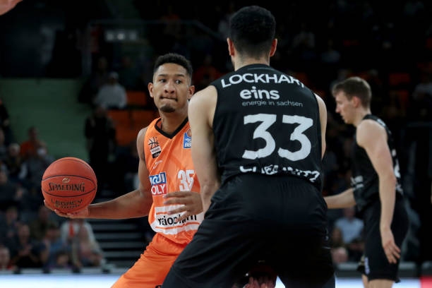 场上总能保 场上总能保