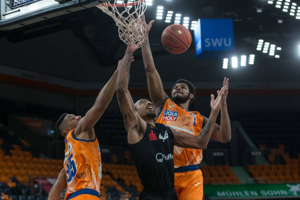 帮你继续写 帮你继续写