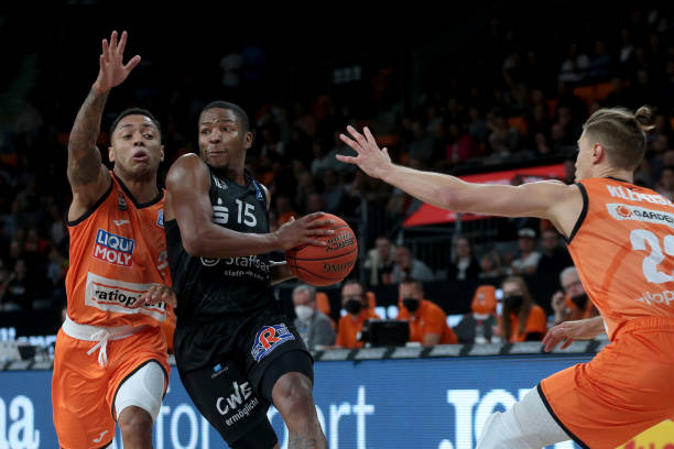 稳脚跟的宣 稳脚跟的宣