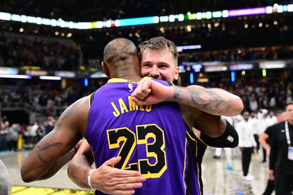 福勒：希望范戴克他们能留下，但无论如何我都会支持利物浦.